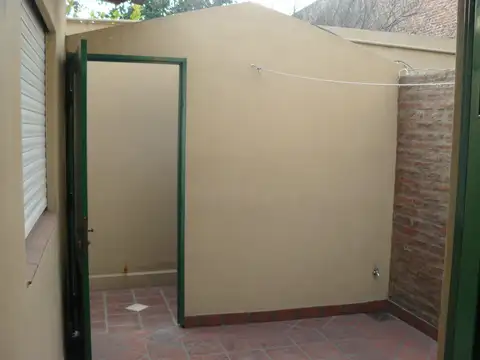 Cnel M Chilavert 2900, Piso pb