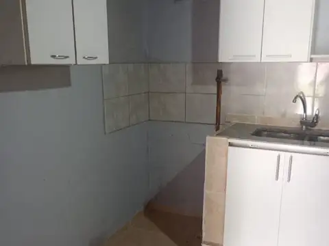 Casa 3 ambientes en alquiler en Moreno