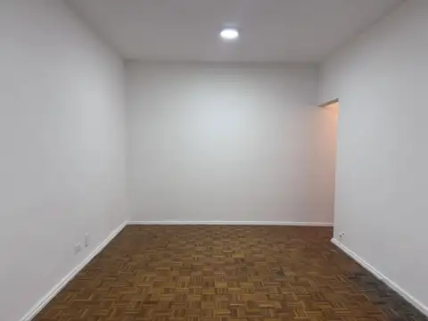 Avenida Rivadavia 3900, Piso 2