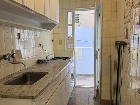 Departamento en Alquiler en Almagro, $ 700.000