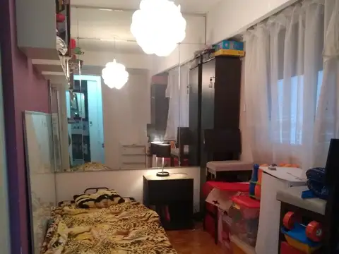 Charcas 2500, Piso 7