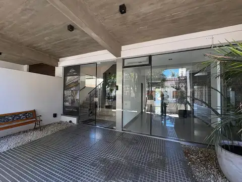 Departamento en Alquiler en Zarate, $ 700.000