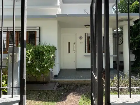 Casa en Venta en Haedo Sur, USD 149.000