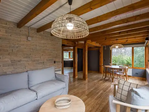 Casa 7 ambientes con 3 baños