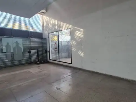 Local en Venta 45 años