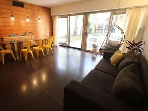 Casa en Venta al Este