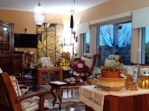 Casa 4 ambientes con 4 baños