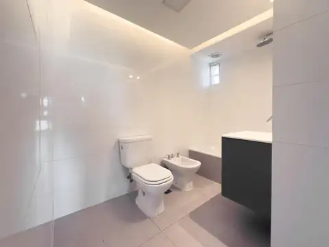 3 AMBIENTES , EDIFICIO CON SALON USOS MULTIPLES , PISCINA , PARRILLA