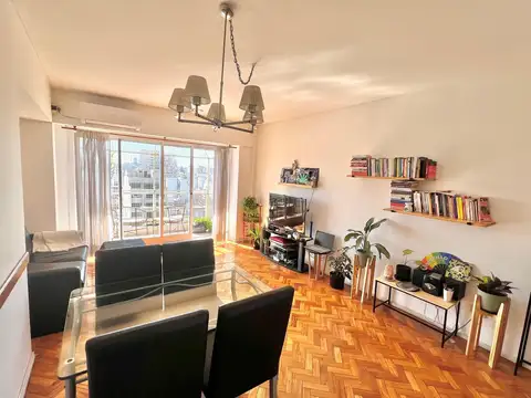 Corrientes  al 5200,  Villa Crespo