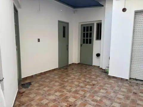 Deheza 2700, Piso 0