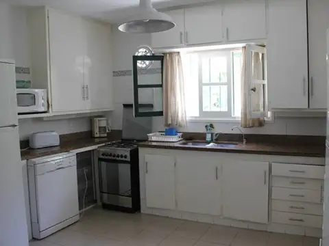 Casa en Alquiler Temporal de 8 dormitorios