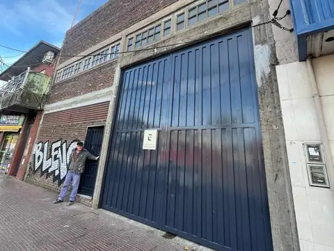 Galpón, deposito en alquiler, 383 m2 a 5 minutos de Buenavista, Virreyes, San Fernando