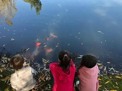 Casa 6 ambientes con 2 baños