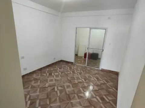 Departamento en Alquiler en Castelar Sur, $ 380.000