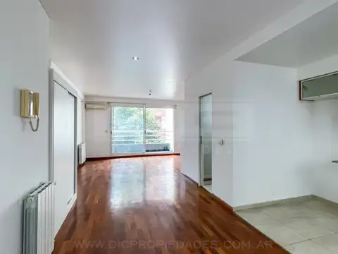 Departamento en Alquiler en Olivos Vias/Maipu, $ 800.000