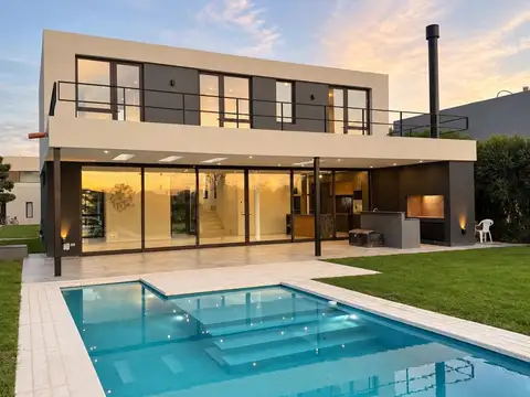 VENTA CASA 6 AMB PUERTOS CEIBOS A ESTRENAR