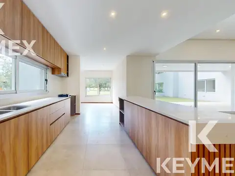 VENTA CASA MIRALAGOS 3 DORMITORIOS