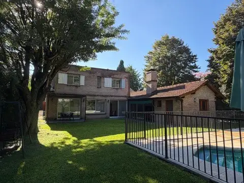 Highland Park C. C. 100