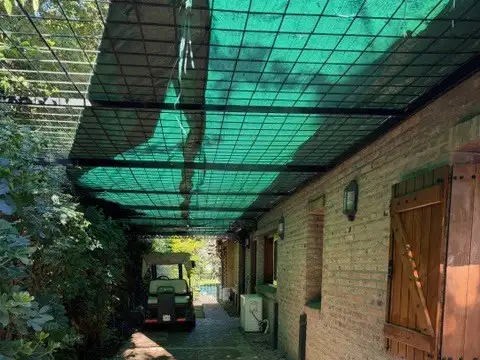 Casa en Venta con 1 cochera