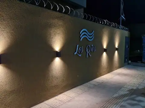 Casa en Venta en Neuquen, USD 230.000