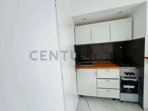 SE VENDE MONOAMBIENTE RECICLADO A NUEVO !