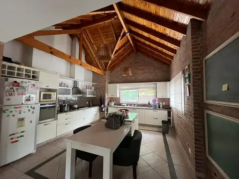 Casa en Venta en Segundas Colinas, USD 300.000