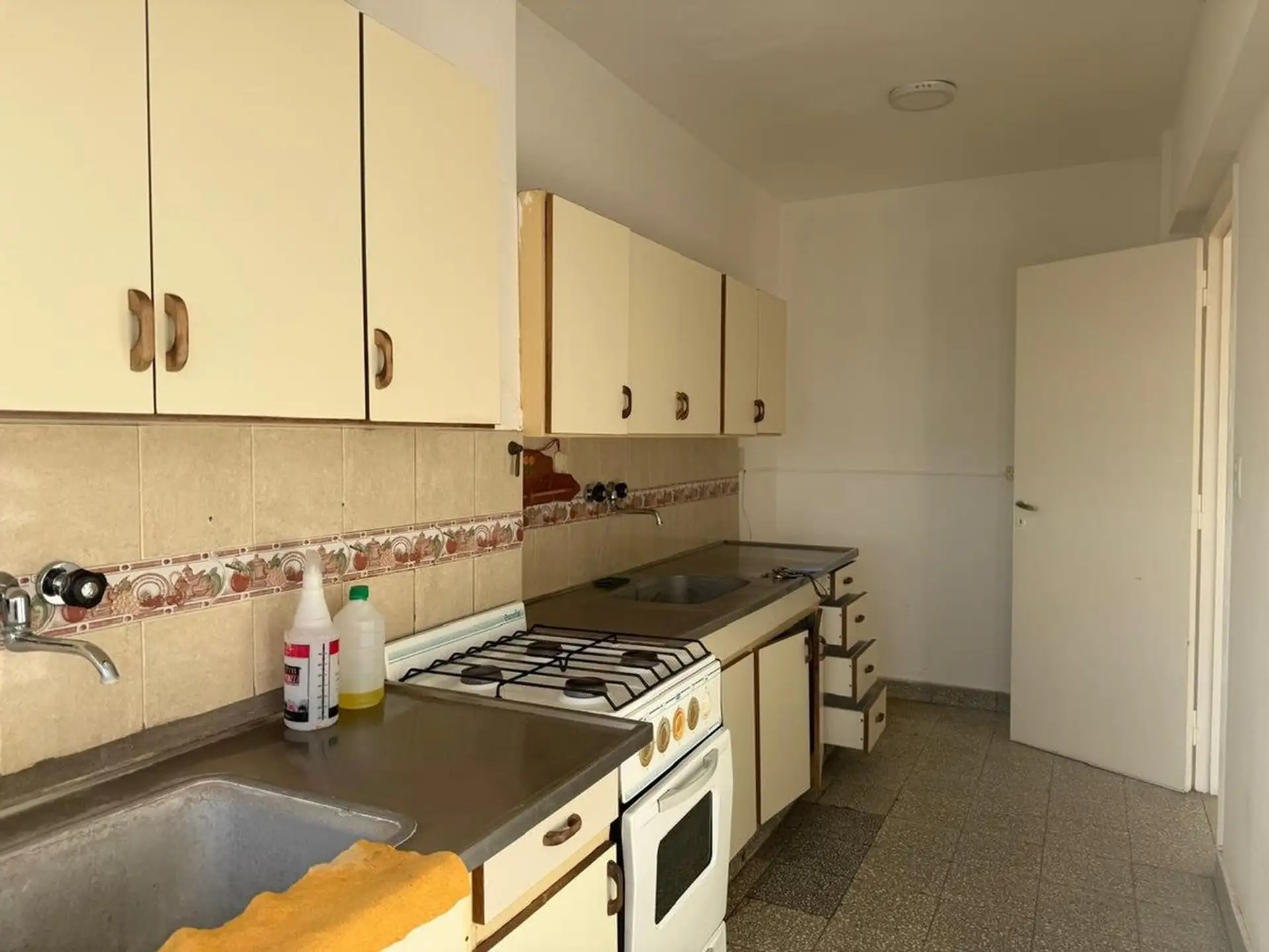Venta Depto 2 amb al frente balcon B. Sarmiento