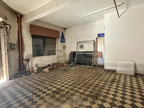 Local en Venta 60 años