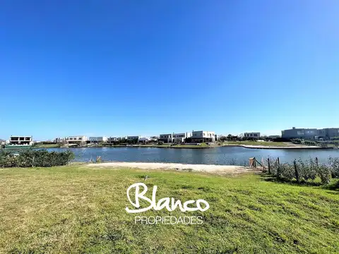 Terreno en Venta en Puertos - Barrio Ceibos, USD 189.000