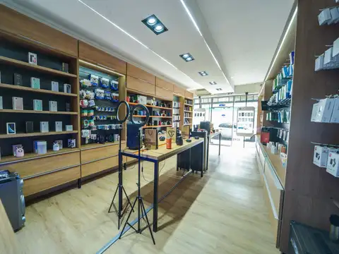 Local en calle san luis y moreno