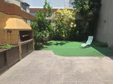Casa 5 ambientes con 4 baños