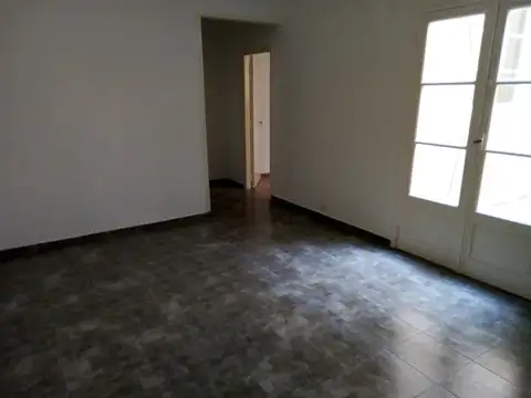 Bulnes 200, Piso PB