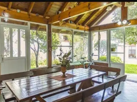 CASA 4 AMBIENTES EN EXCELENTE ESTADO, APTA CREDITO