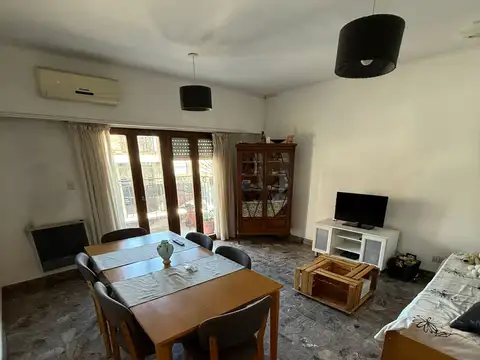 hipolito yrigoyen 800