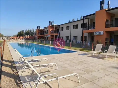 Departamento 2AMB en Venta, Complejo Altos de la Cañada, Pilar 100