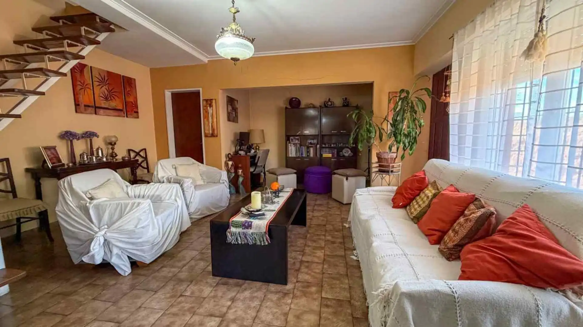 CASA 4 DORMITORIOS SEMICENTRO TANDIL