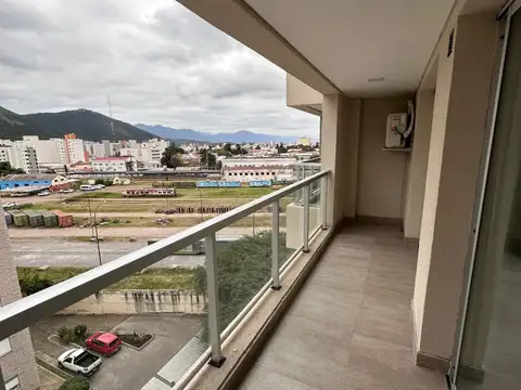 Departamento en alquiler c/ cochera en Centro