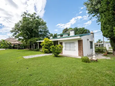 Altos del Sauce hermosa Casa quinta 1500 mt2