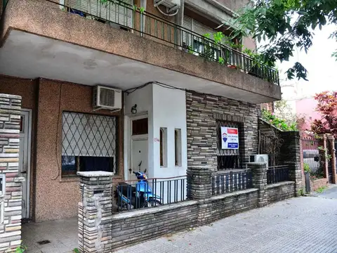 CASA 5 AMBIENTES PARQUE A RECICLAR UNICA
