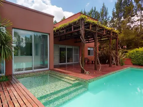 VENTA DE CASA CAMPOS DE ROCA