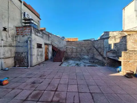 LOCALES Y CASA VENTA SOLANO ALMIRANTE BROWN 3 AMBIENTES DUEÑO FINANCIA