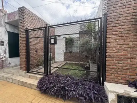 Depto Tipo Casa en Venta en San Antonio De Padua, USD 65.000