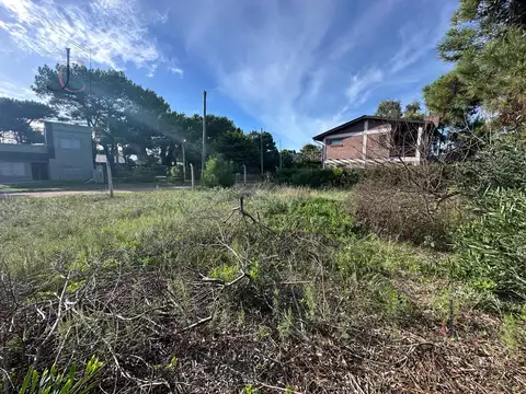 DOBLE LOTE - 1000 metros en Nueva Atlantis a 2 cuadras de la playa con escritura