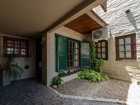 VENTA PH 4 AMB CON PILETA Y PARRILLA EN LANÚS 