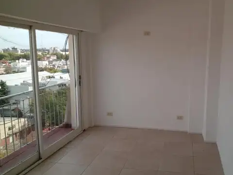 VENTA EXCELENTE DEPARTAMENTO 2 AMBIENTES EN VILLA DEVOTO