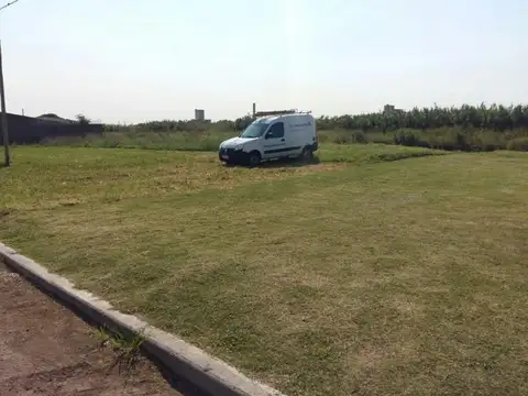 Terreno en Venta 20  mts Fondo