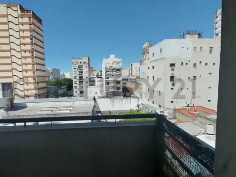 Matheu 1100, Piso 5