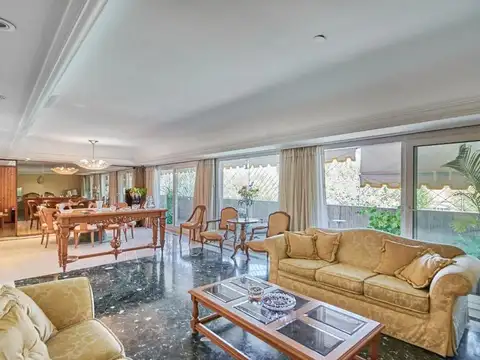 Casa en venta - 3 Dormitorios 6 Baños - River