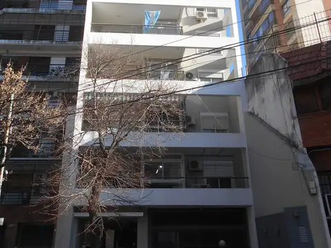 Alquiler departamento de dos ambientes con balcón en palermo