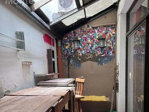 Monoambiente con Patio apto profesional